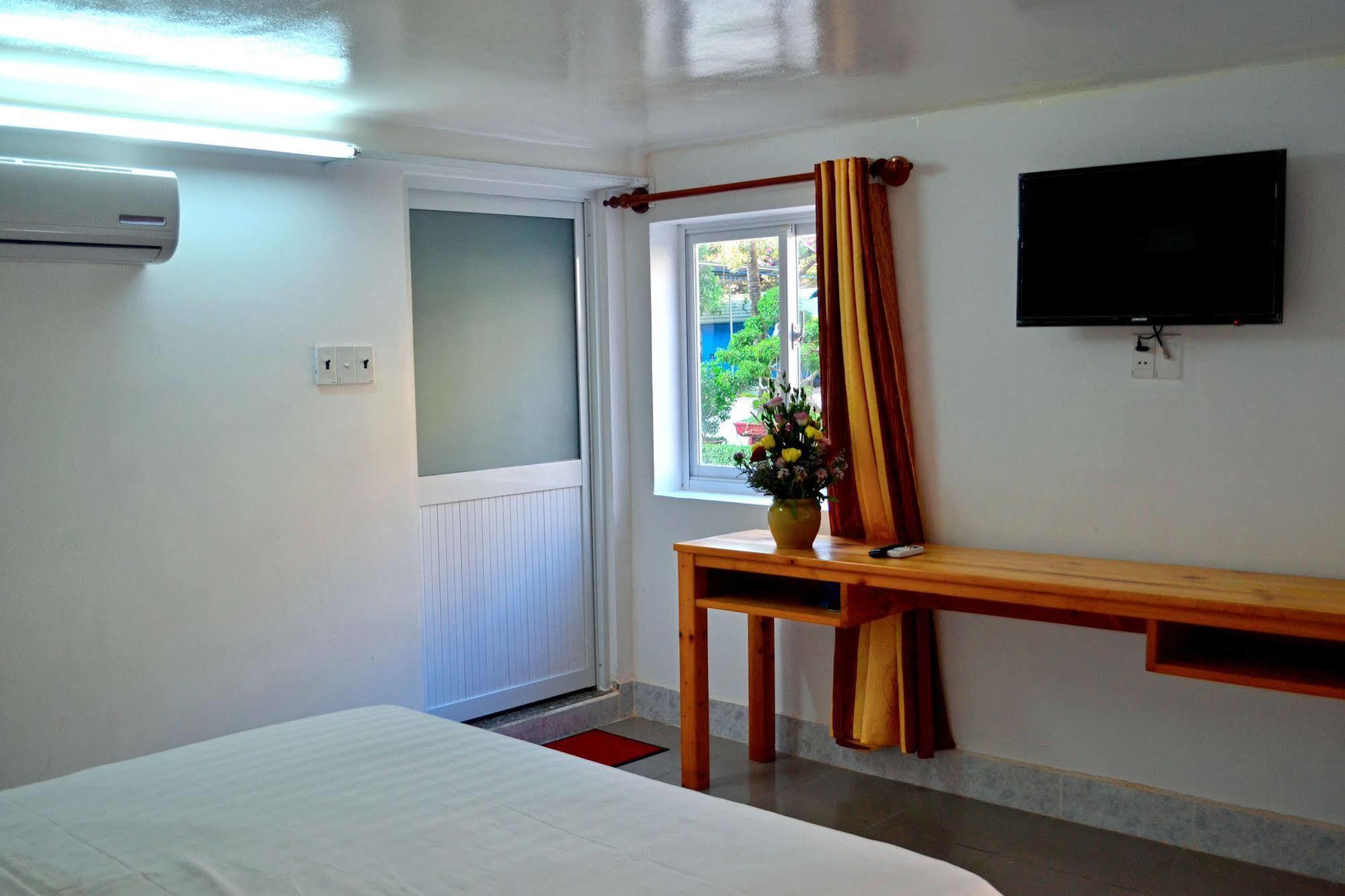 Offshore Hotel Вунг Тау Екстериор снимка
